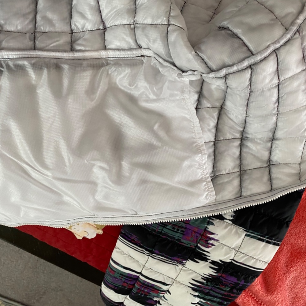 North Face Jacket - Picture 2 of 5